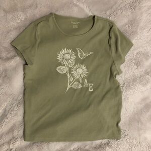 American Eagle Floral Graphic Tee